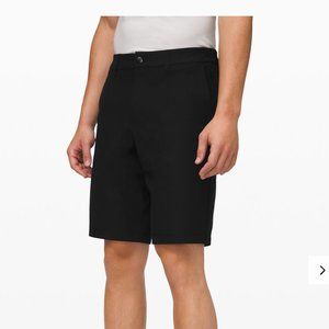 NWT Commission Short Relaxed 11" sz38